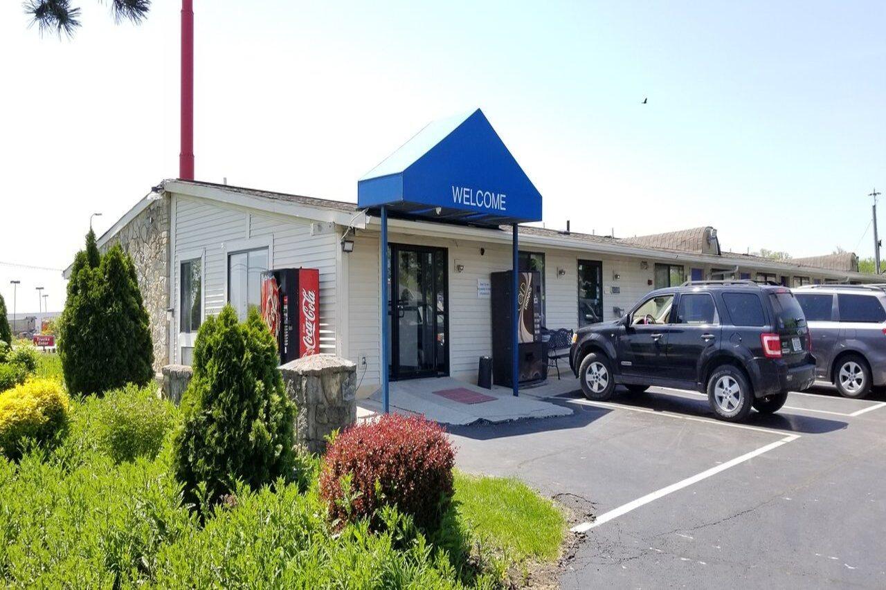 Fairbridge Inn Express London Εξωτερικό φωτογραφία